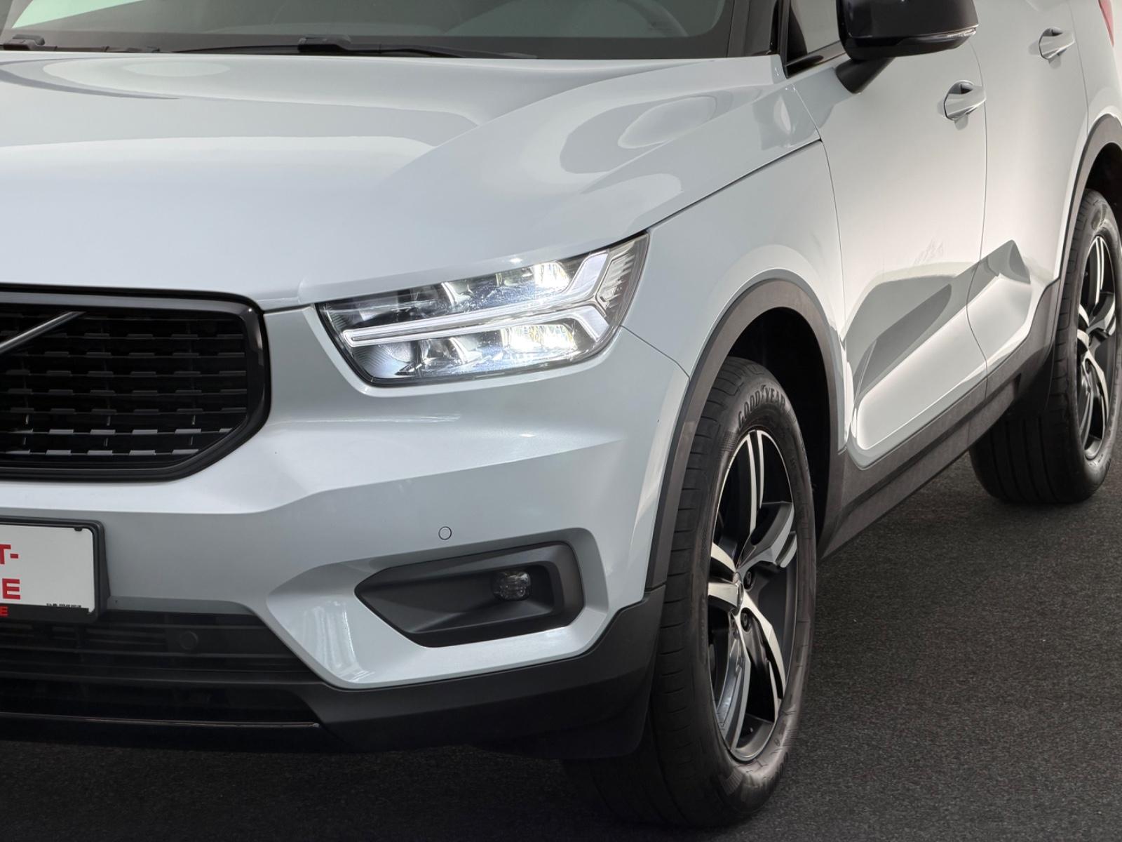 Volvo XC40 T3*R DESIGN*LED-R.KAM-APP-SHZ-LHZ-ACC-WLAN, миниатюра 13