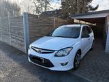 Hyundai i30 CW 1.4 Classic Classic - Hyundai i30 aus 2010: Cw