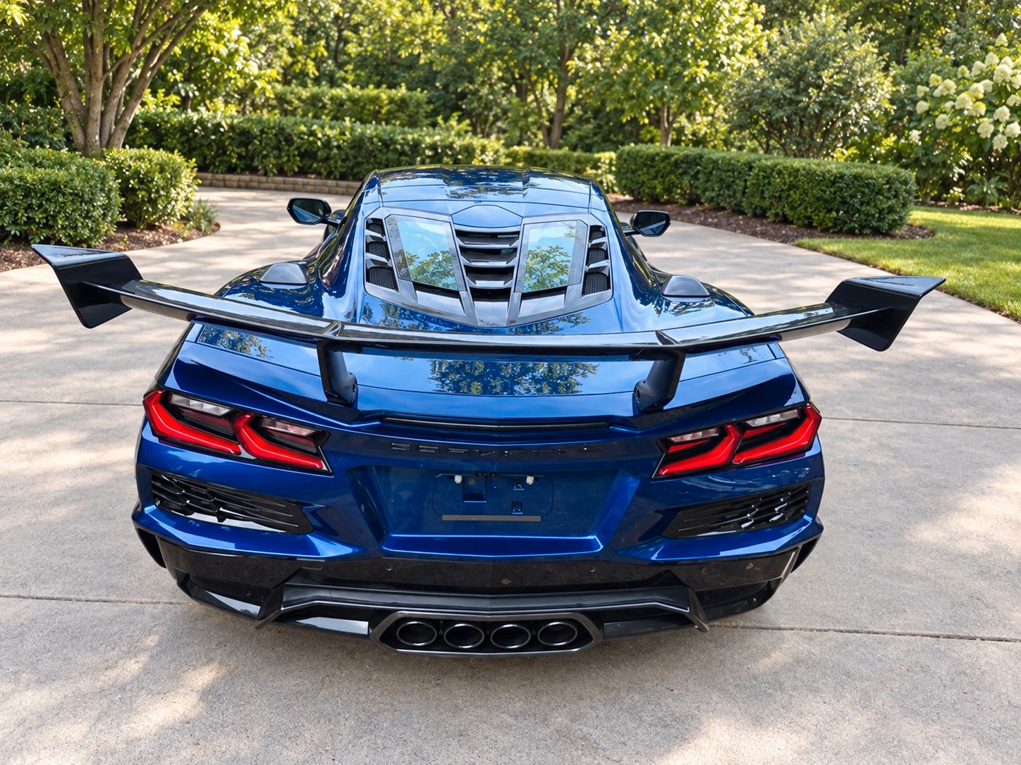 Vehicle photo 5