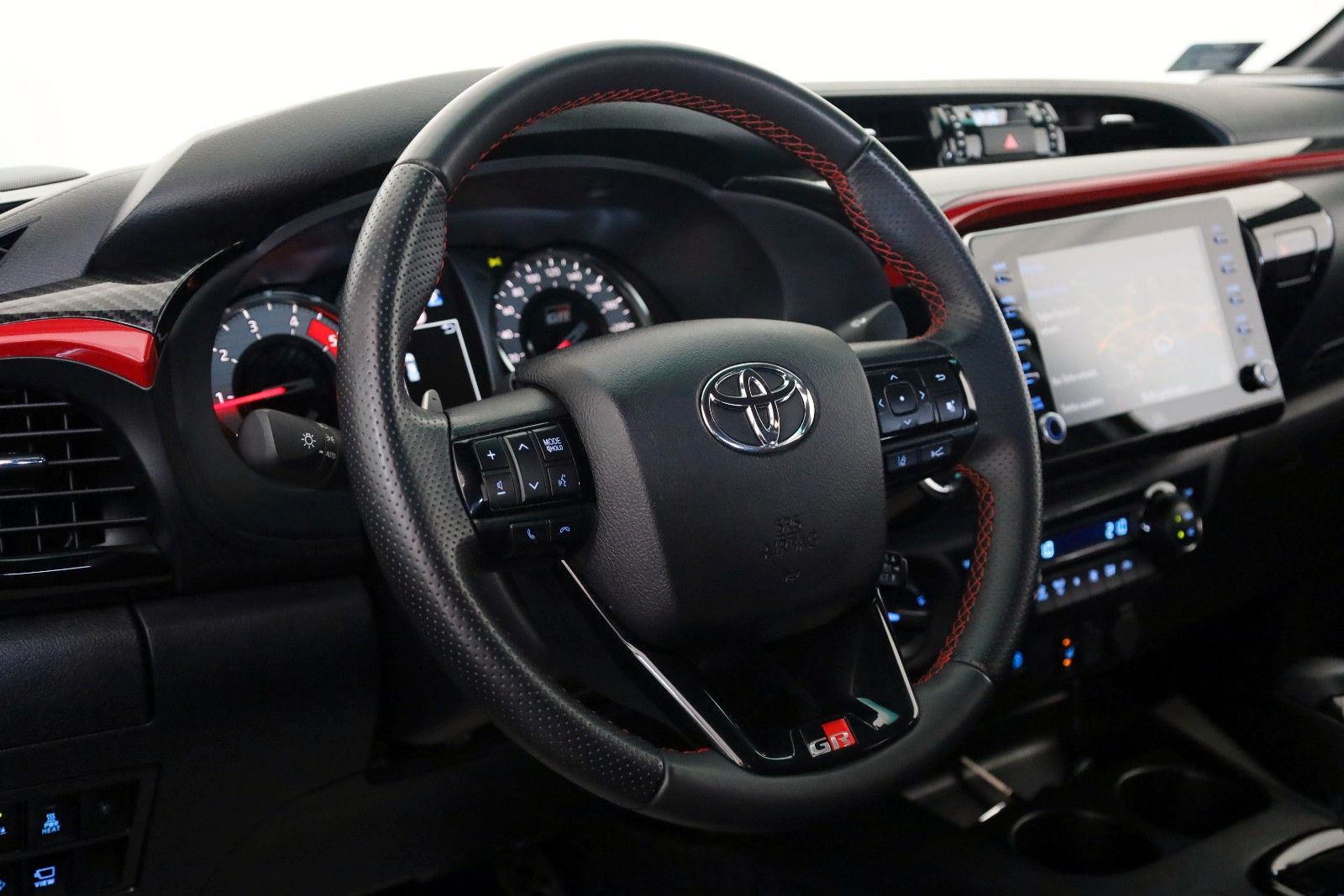 Fahrzeugabbildung Toyota Hilux 2.8 D-4D GR Sport,Alcantara,ACC,Rollo, AHK