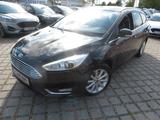Ford Focus Turnier Titanium , Anhängerkupplung - : Kombi, Anhängerkupplung