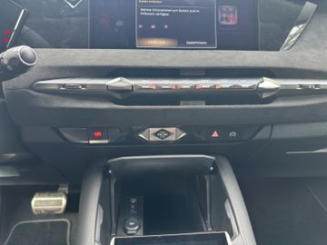 DS Automobiles DS4 Étoile Mild-Hybrid 136 +Kam.+HUD