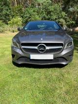 Mercedes-Benz CLA 180 - Inspektion neu Leder Bi-Xenon - gebrauchte Mercedes-Benz CLA 180 aus dem Jahr 2013