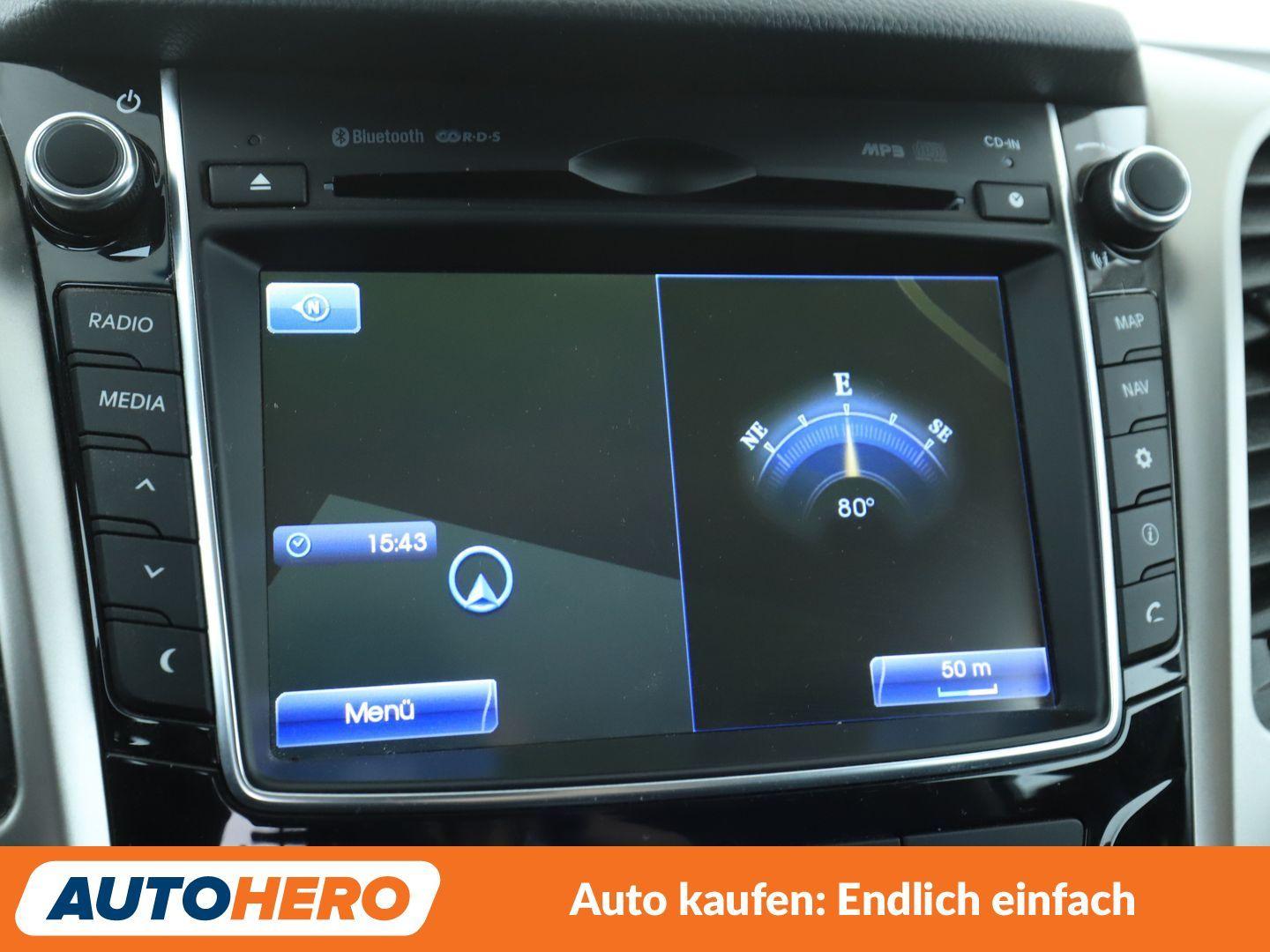 Hyundai i30 1.4 Comfort *NAVI*TEMPO*PDC*SHZ*ALU*KLIMA*