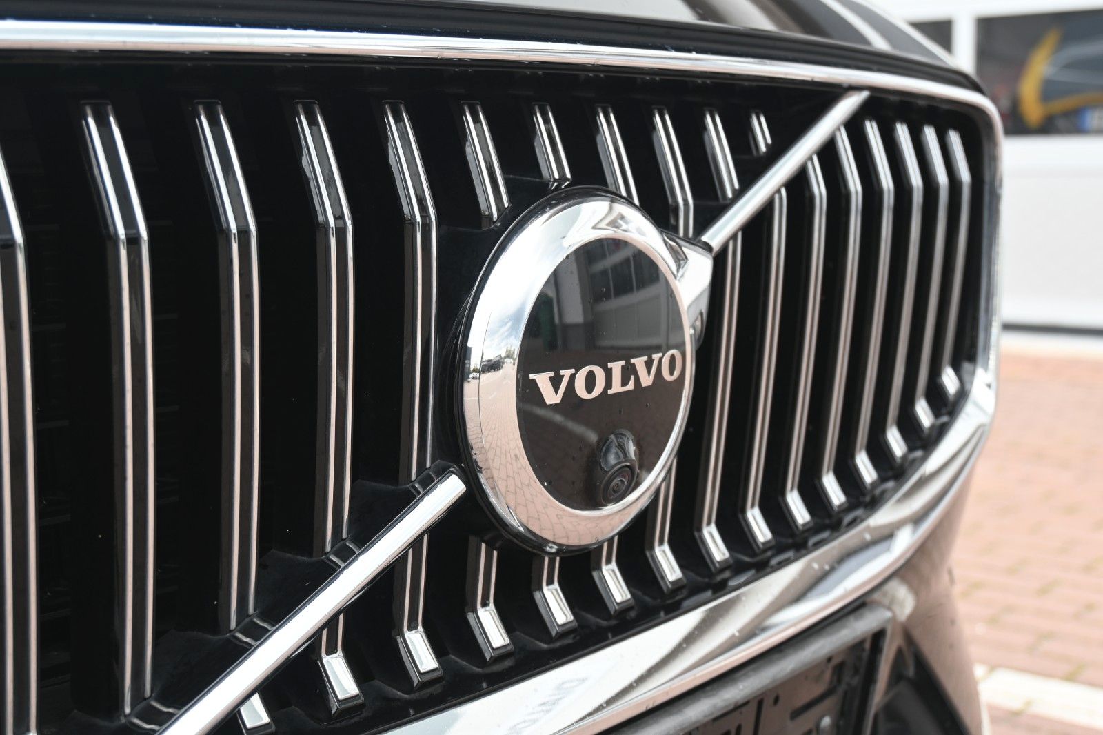 Fahrzeugabbildung Volvo XC60 Inscription T6 PHEV AWD*Luft*HUD*360°*STHZG