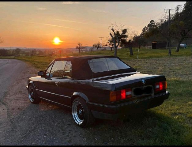 BMW E30 - 325i (ex320i) Cabrio mit  H-Kenn...