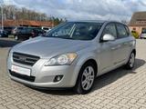 Kia cee'd / Ceed  TÜV 4.27 AHK 63,00 Euro/Monat - Kia cee'd / Ceed Gebrauchtwagen in Bremen