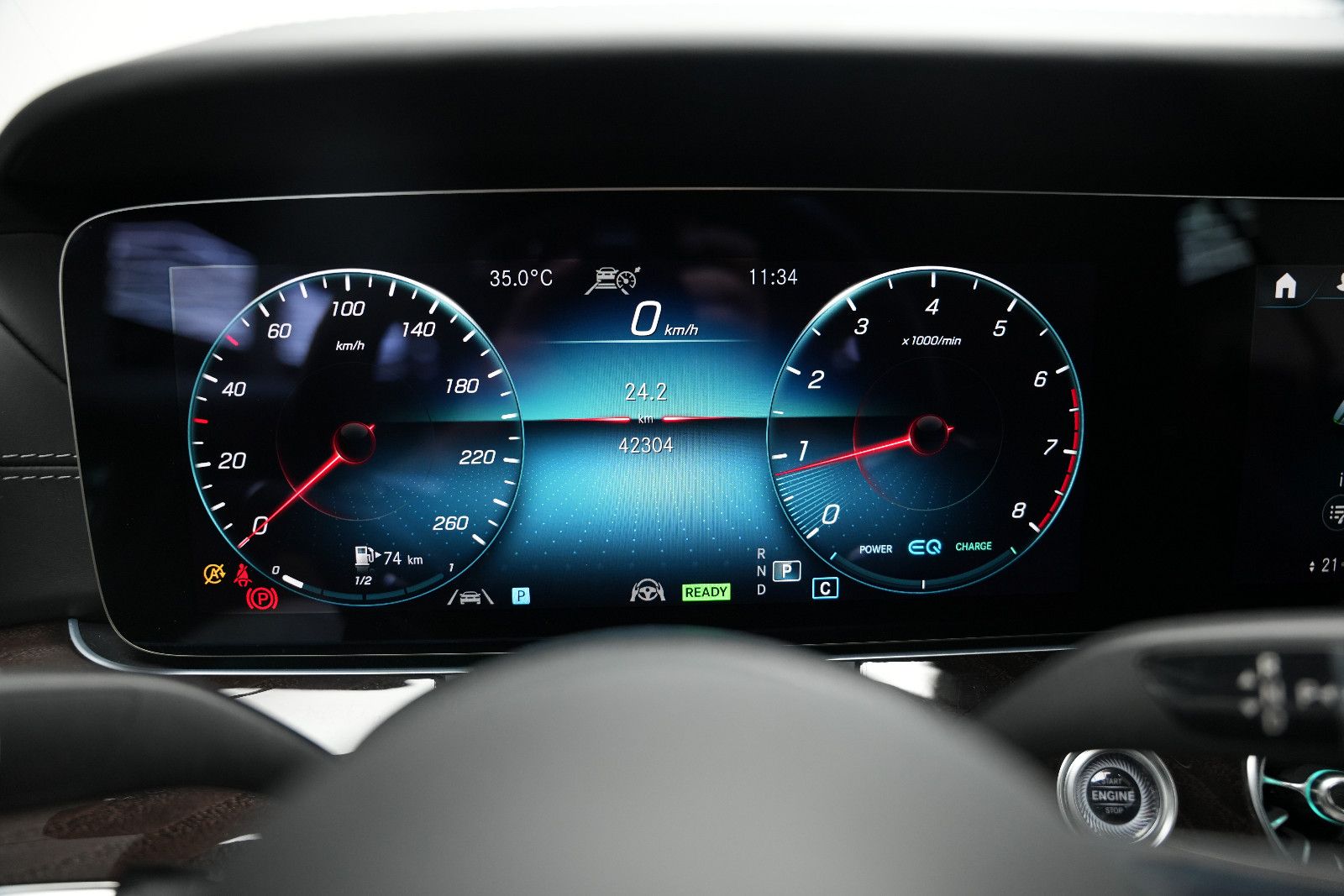 Fahrzeugabbildung Mercedes-Benz E 450 Cabrio AMG/BURMESTER/HUD/AMBIENTE/MASSAGE/