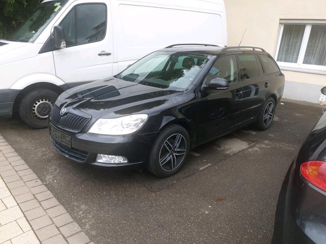 Skoda Octavia TUV NEU 1.4 TFSI