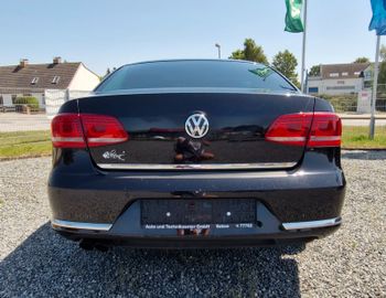 Volkswagen Passat - 5