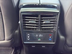Fahrzeugabbildung DS Automobiles DS 7 BlueHDI 130 Aut. OPERA LEDER Panoramadach