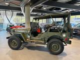 Jeep Willys WWII Komplettrestauriert - Jeep Willys Oldtimer mit Benzin-Antrieb