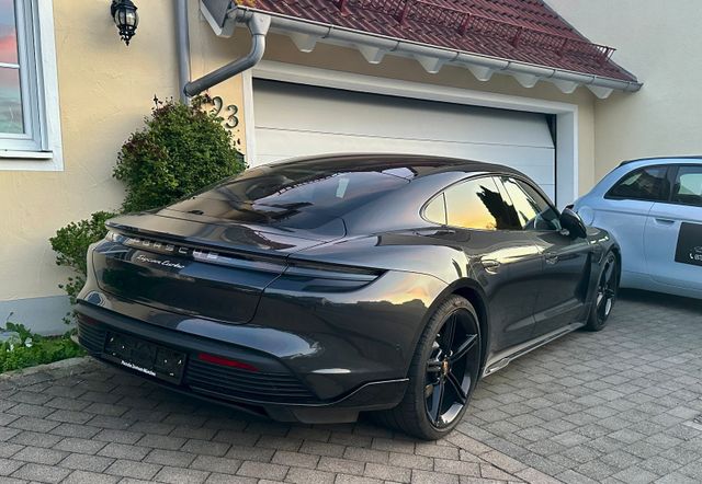 Porsche Taycan Turbo*NP200T€*SDesign*PDCC*PSCB*HA*18W*21