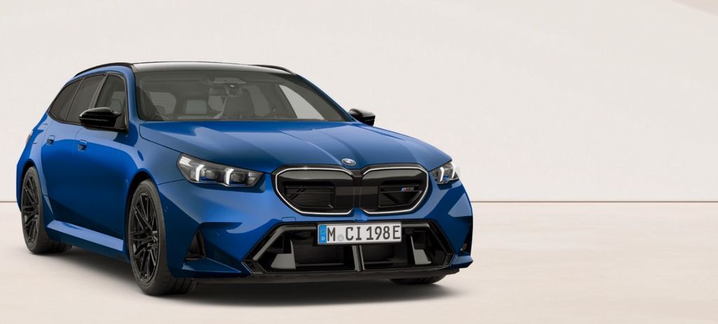 2026 BMW M5