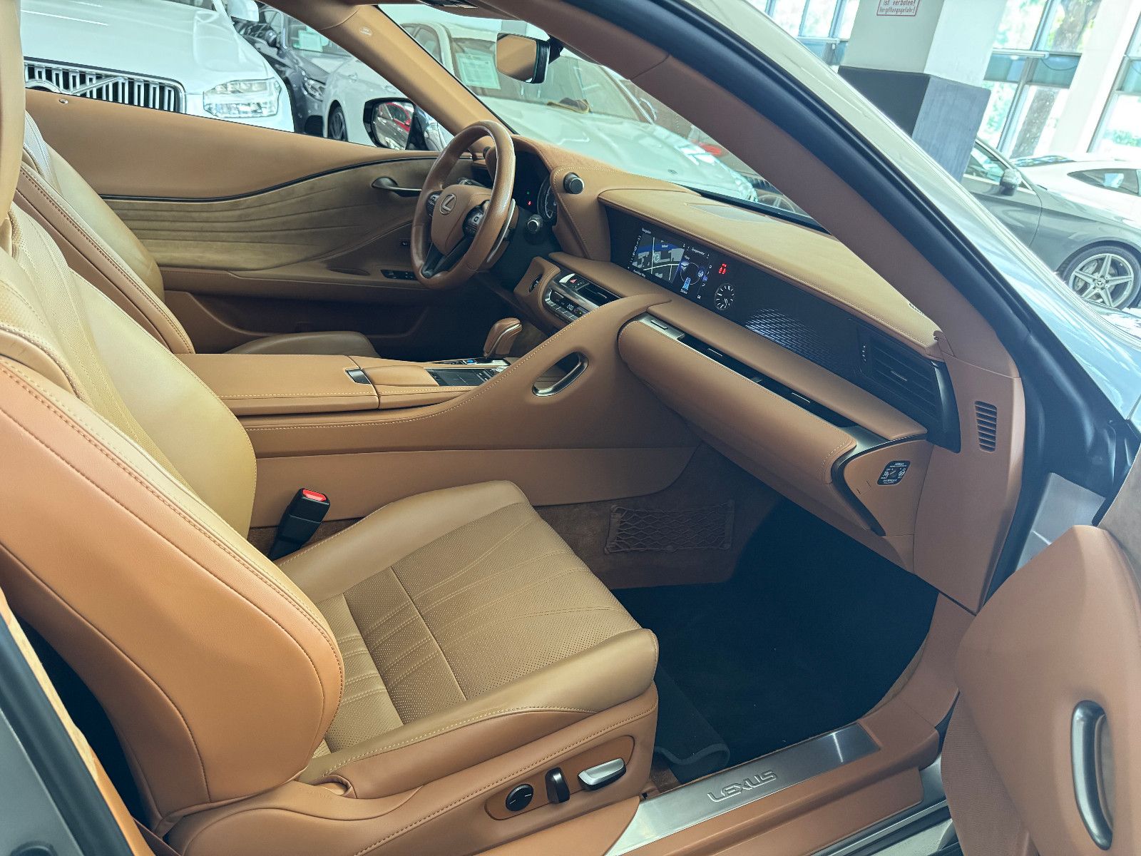 Lexus LC 500h COUPE PANO HUD LEVINSON TOURING PAKET