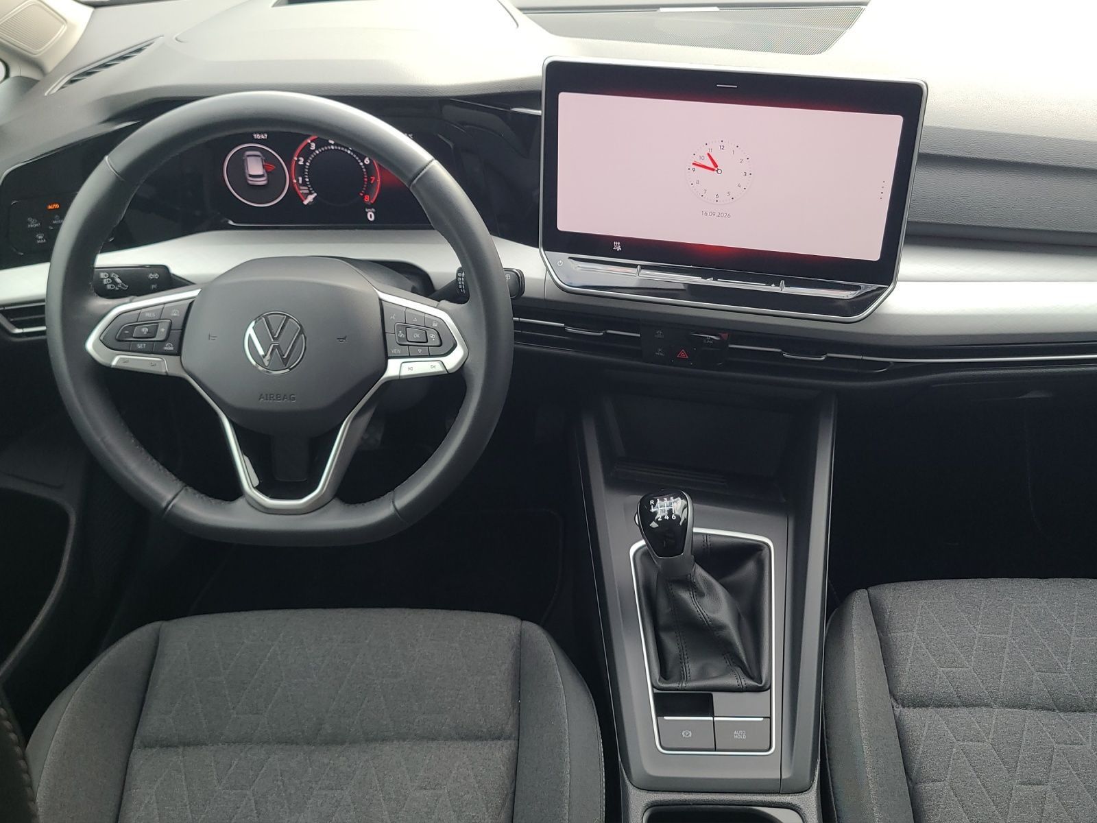 Volkswagen Golf 1.5 TSI LIFE ST.HEIZ NAVI LED WINTERPAKET foto 5