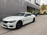 BMW 440i Coupé M Sportpaket - BMW 440 mit Panoramadach
