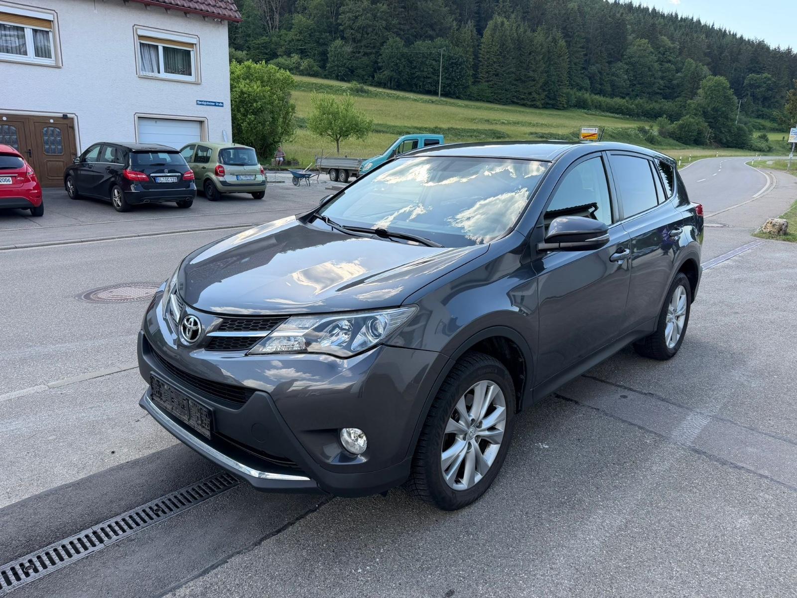 Toyota RAV 4 RAV4 4X4/Euro5/Navi/Klimaauto/01.27HU/