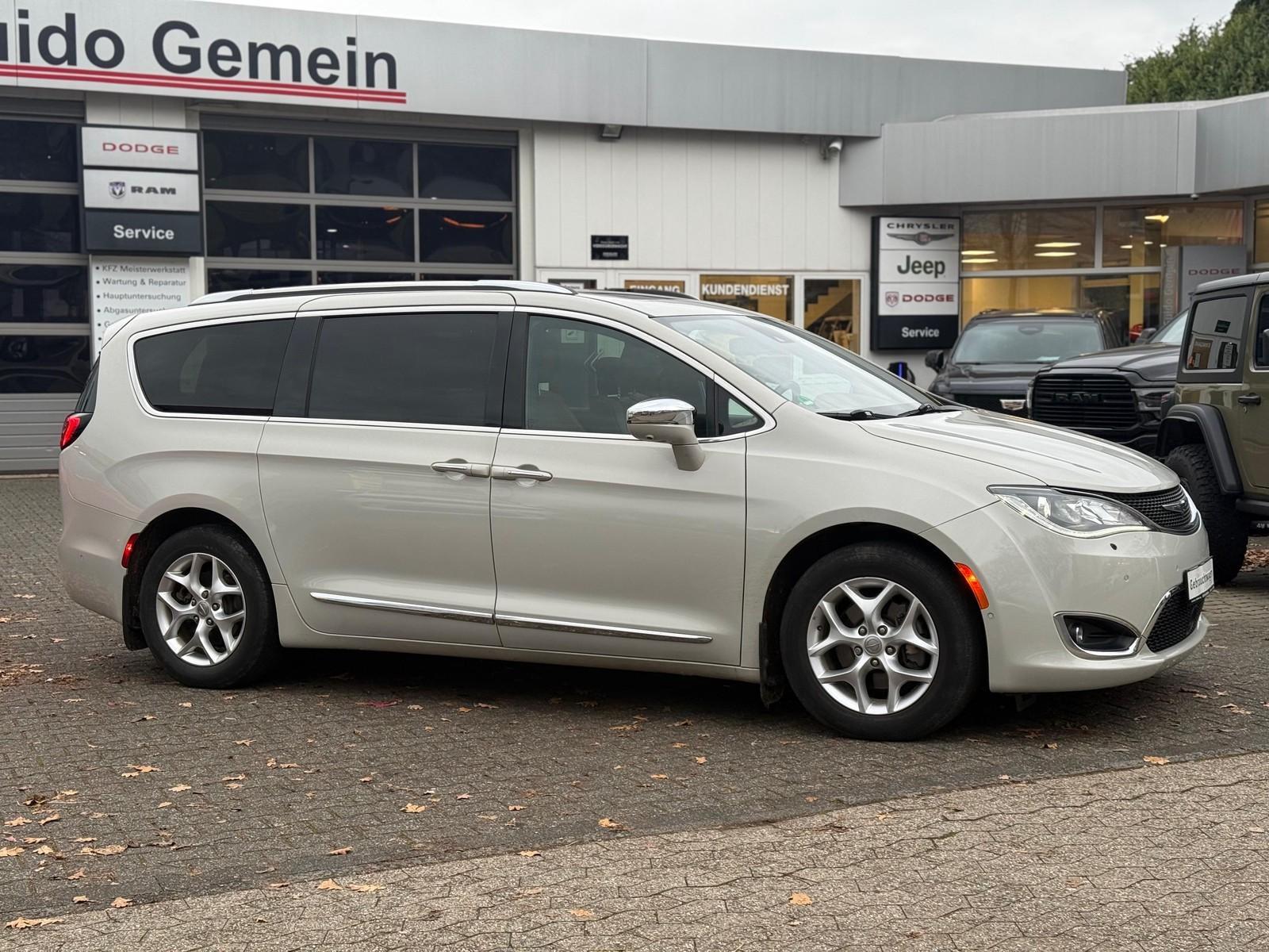 Chrysler 3.6l V6 Pacifica Limited S + Entertainment
