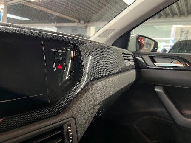 Fahrzeugabbildung Volkswagen Polo Life 1.0 TSI Digitales Cockpit LED DAB SHZ