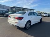 Mercedes-Benz Mercedes A250 Benzin-Hybrid - Mercedes-Benz A 250: Weiß, Plug-In Hybrid
