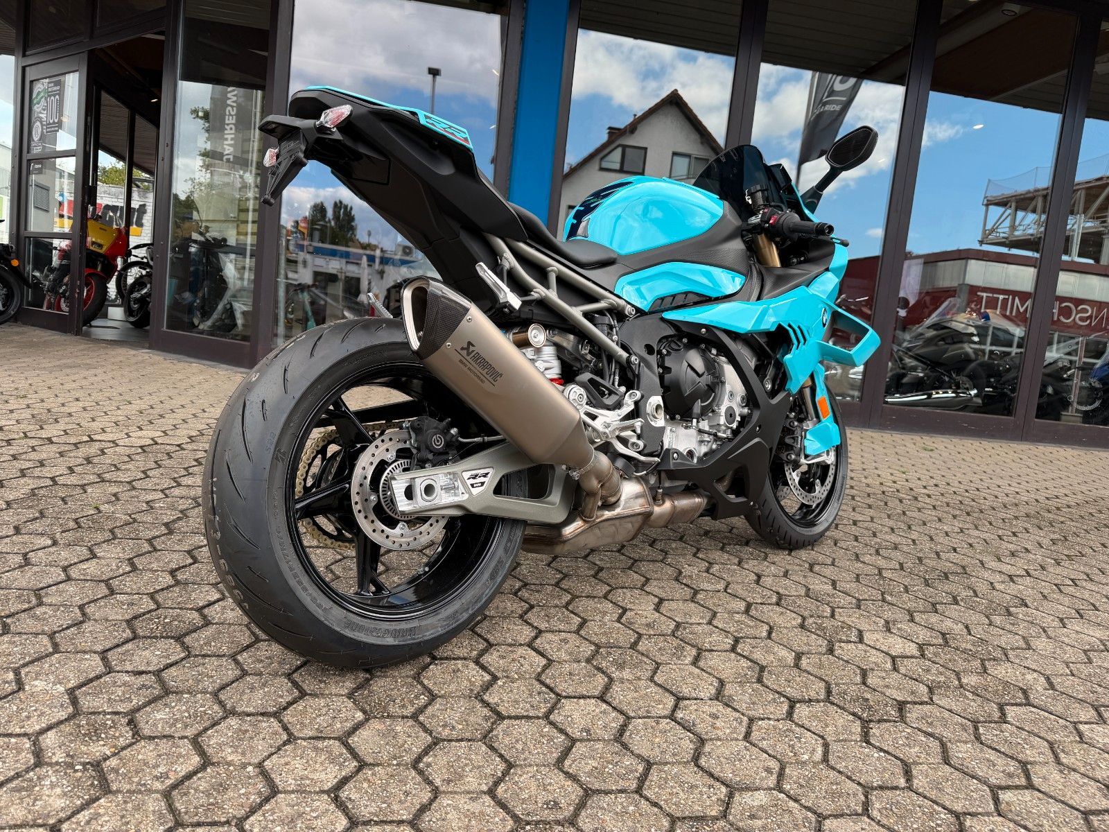 Fahrzeugabbildung BMW S 1000 RR - Sonderlackierung! Neu!