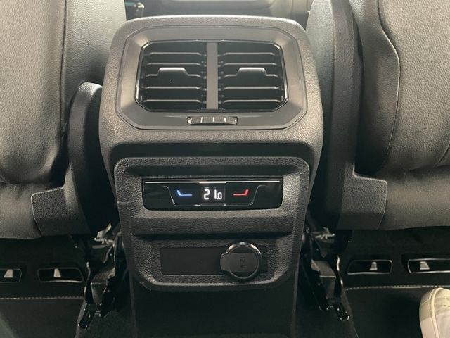 Volkswagen Tiguan 2.0 TSI R-Line 4M. BLACK STYLE +AHK+KAMER foto 16