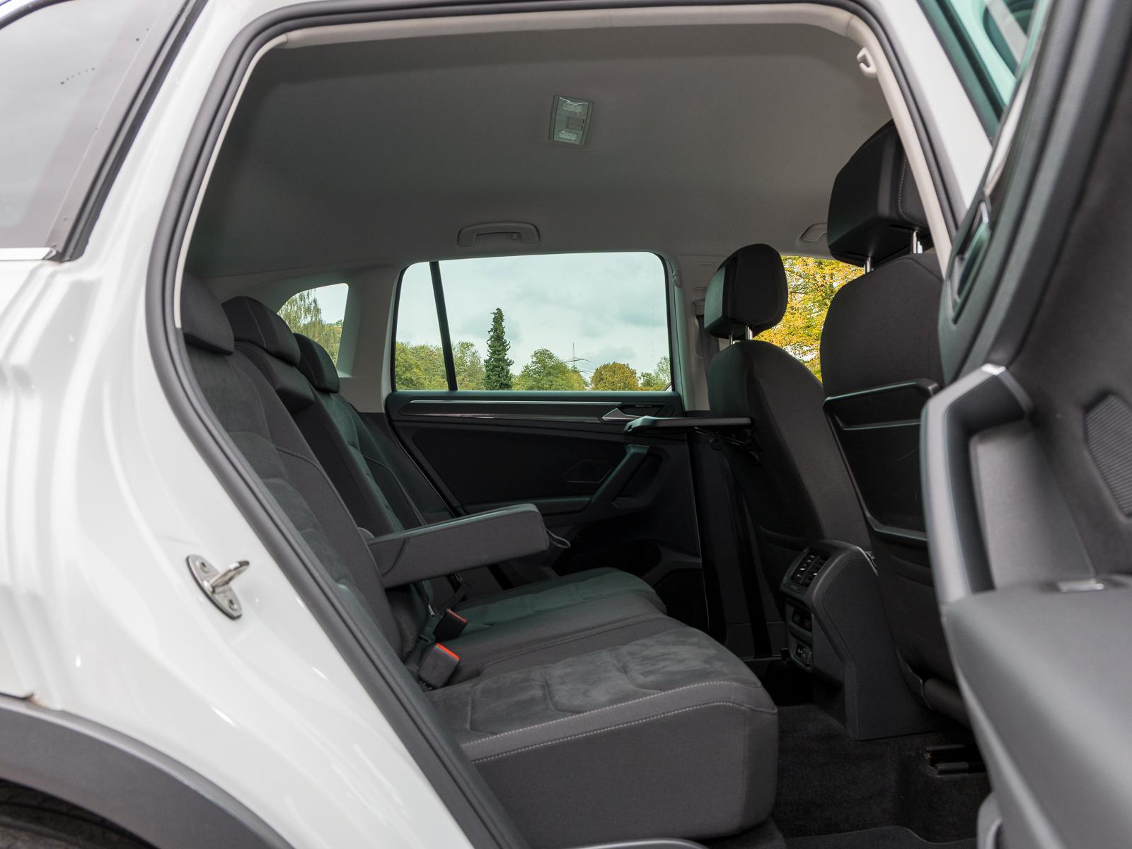 Volkswagen Tiguan 2.0 TDI DSG 4Motion HIGHLINE R-LINE NAVI 