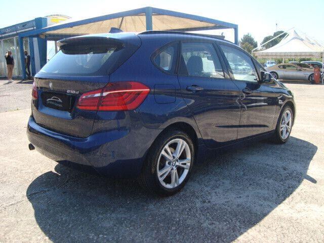 BMW 218