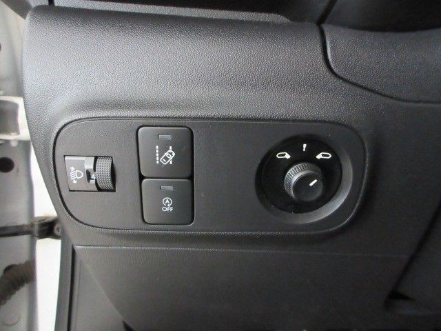 Fahrzeugabbildung Citroën C3 Feel 1.2T PDC/KLIMA/TEMPOMAT