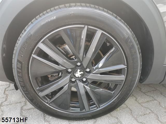 Fahrzeugabbildung Peugeot 3008 1.6 Hybrid4 300 (Plug-In), GT