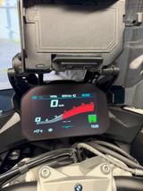 BMW S 1000 XR mit Koffer, tiefergelegt werksseitig - BMW M 1000 XR