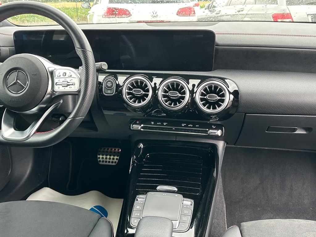 Mercedes-Benz CLA 35 AMG