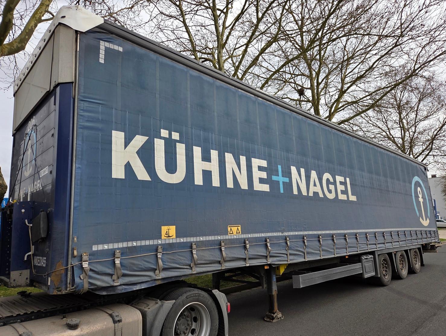 Schmitz Cargobull Mega.  Hubdach