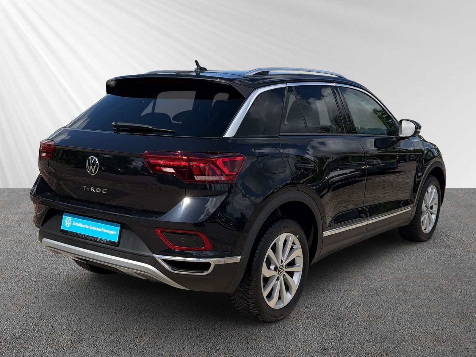 Volkswagen T-Roc 1,5 TSI DSG Style ACC LED SHZ foto 5