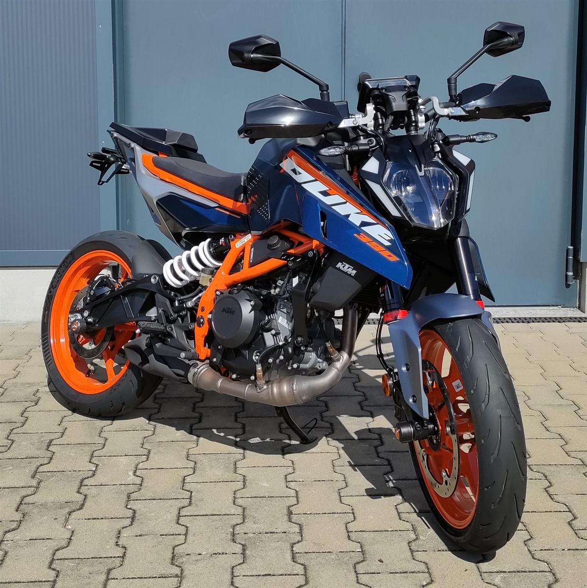 KTM 390 Duke