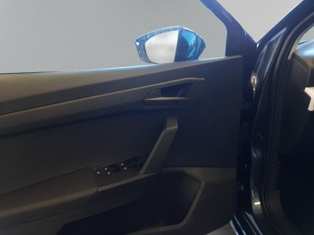 Fahrzeugabbildung Seat Ibiza Hola 1.0MPI LED PDC SHZ 15"Alu MFL 0,99%