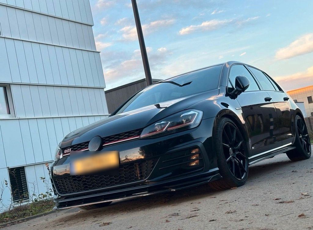 Image of Volkswagen Golf
