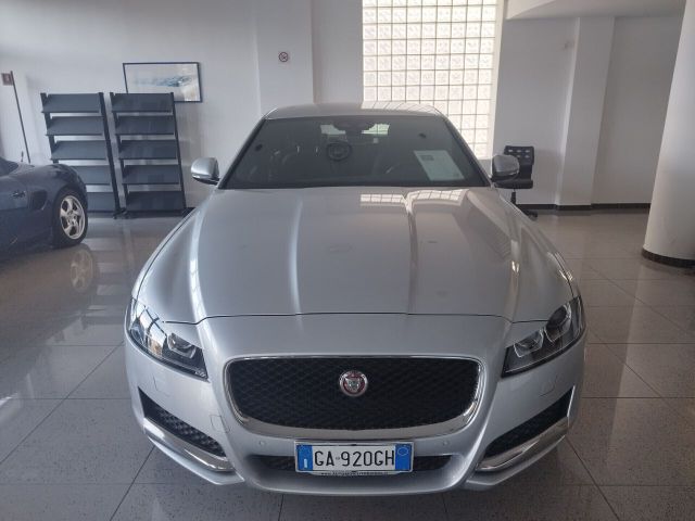 Jaguar JAGUAR XF 2.0 D 180 CV AUTOMATICA AWD PRESTIGE