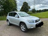 Toyota RAV 4 2.2-l-D-CAT 4x4 Executive Executive - gebrauchte Toyota RAV 4 aus dem Jahr 2006