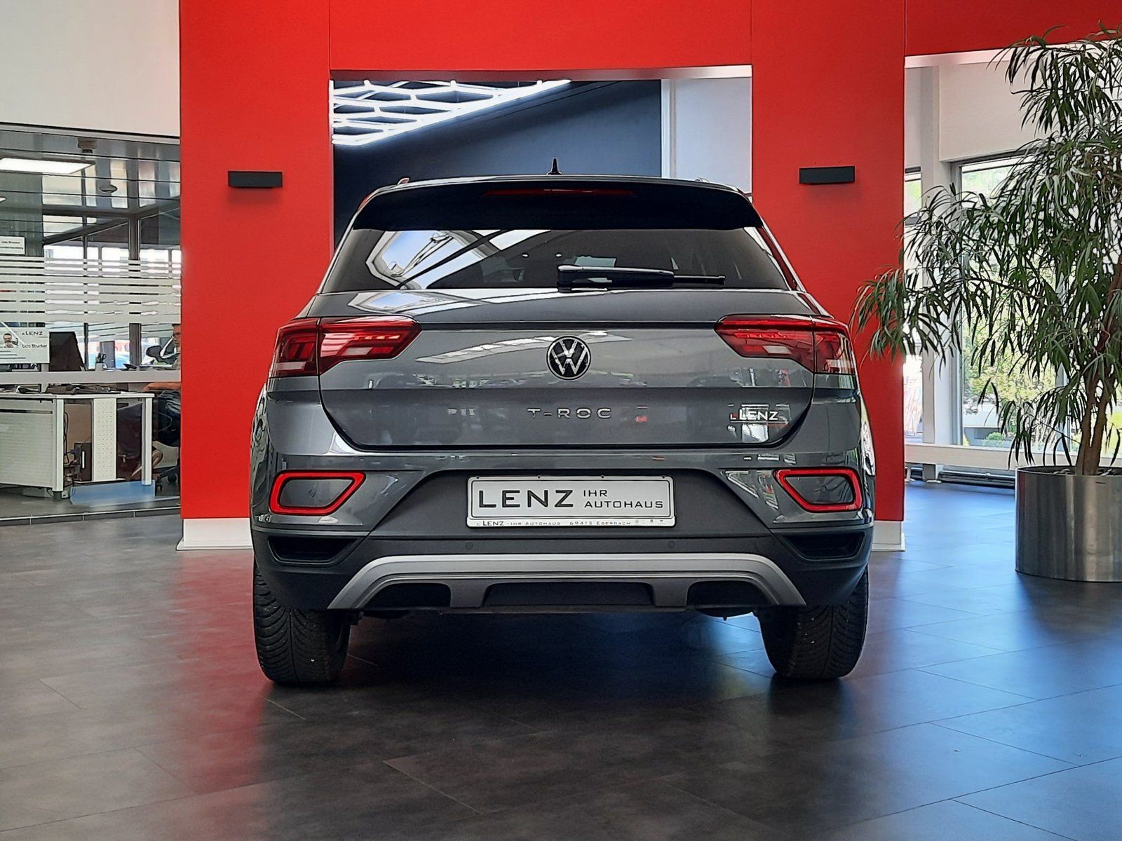 Fahrzeugabbildung Volkswagen T-Roc Move TSI *AHK*Cam*Navi*LED*PDC*Sitzhzg*ACC