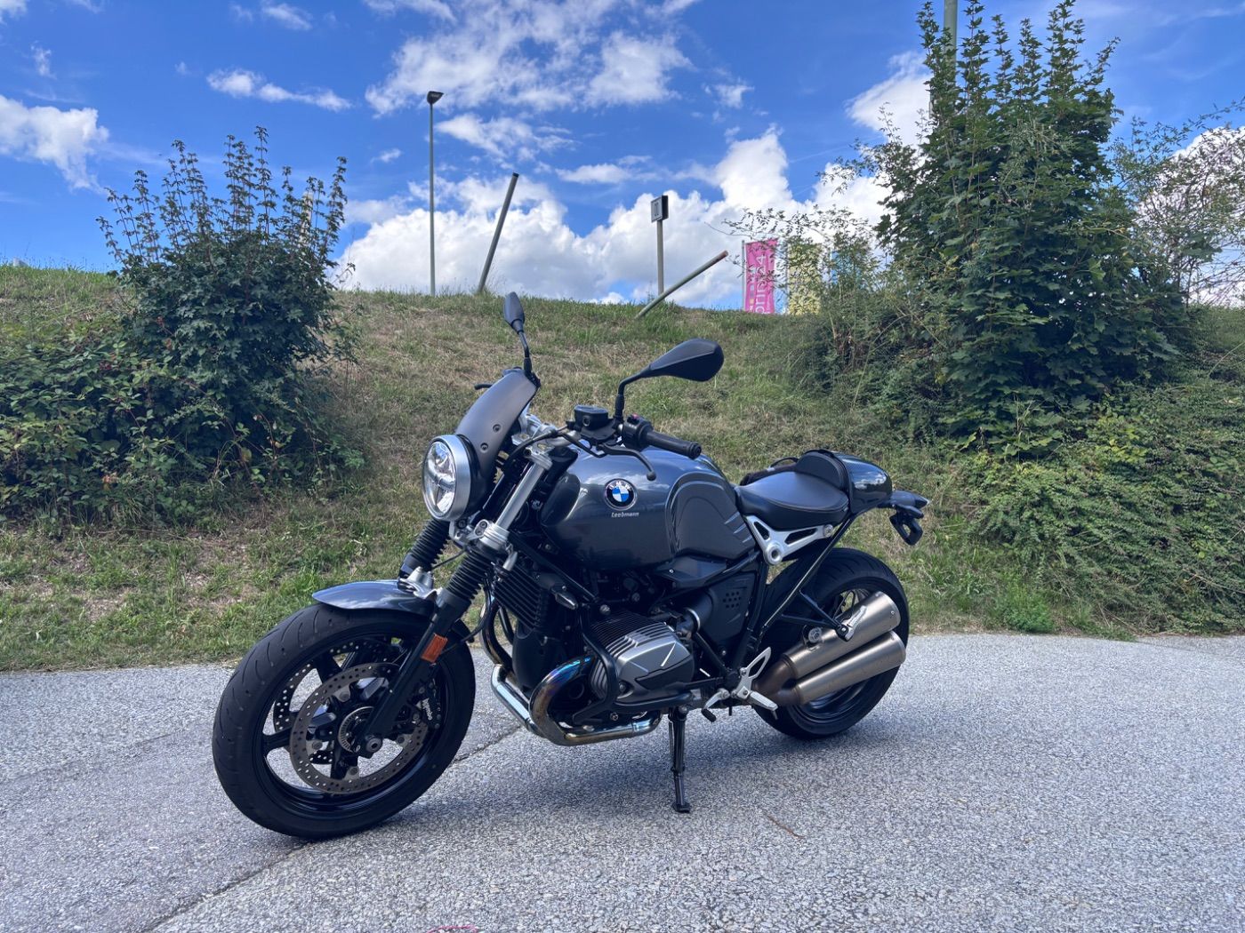 Fahrzeugabbildung BMW R nine T Pure, Heckumbau Carbon, Rizoma WS,