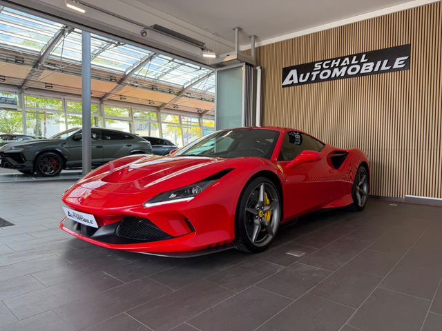 FERRARI F8