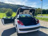 Peugeot 207 CC Active - Peugeot 207 mit Benzin-Antrieb: Cabrio