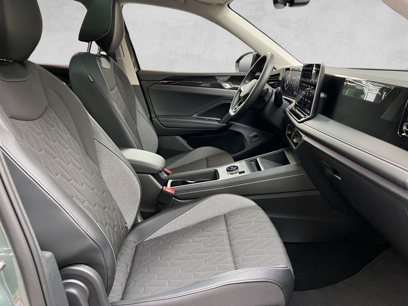 Tiguan Energy 2.0 TDI DSG AHK*Pano*ACC*CarPlay