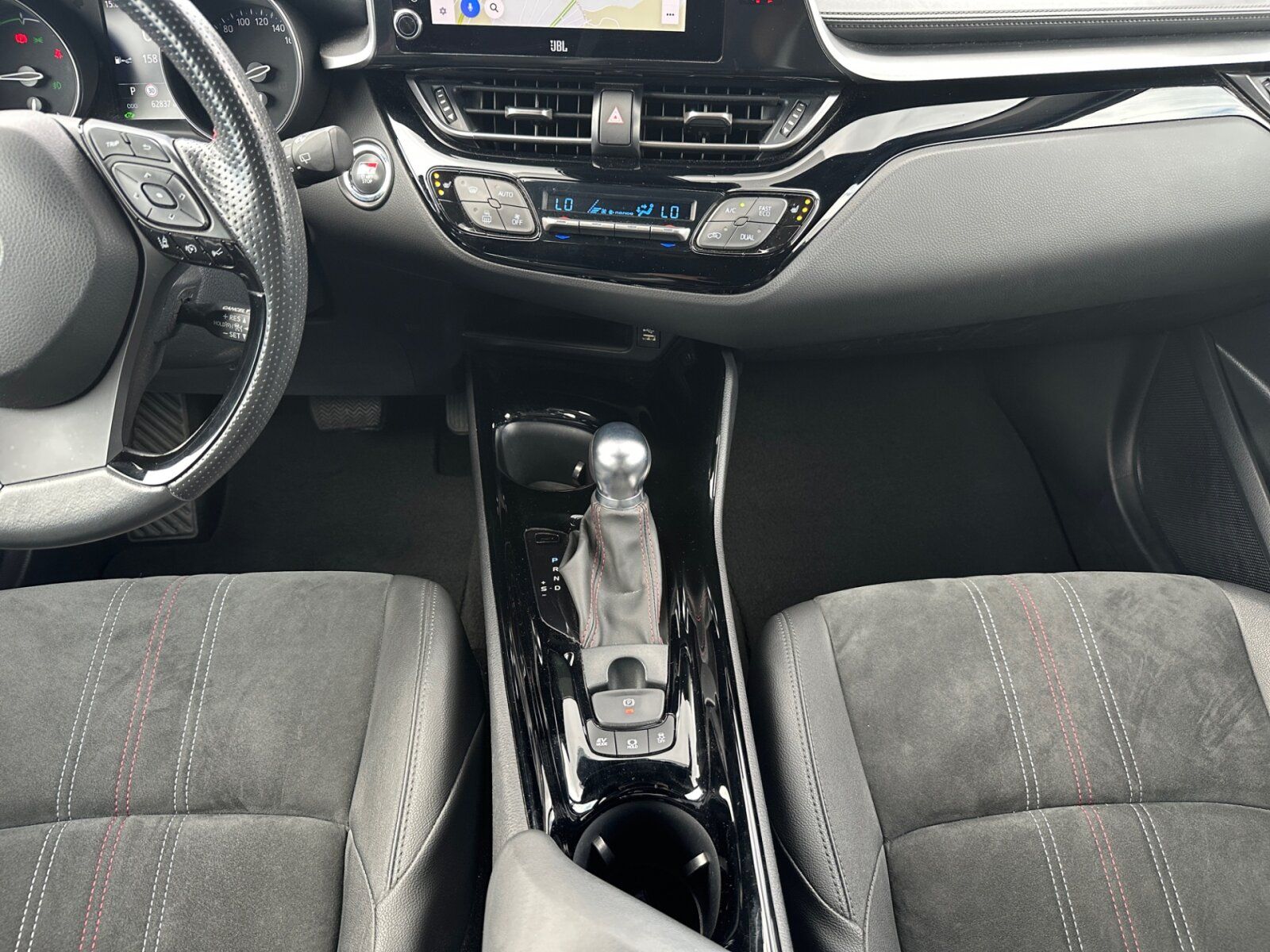 Fahrzeugabbildung Toyota 2.0 Hybrid GR Black Edition Navigation Navi