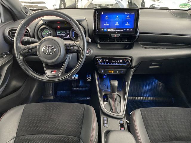 Toyota Yaris Hybrid 1.5 VVT-i GR SPORT