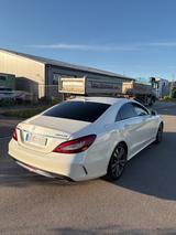 Mercedes-Benz CLS 500 AMG P. *Designo/Multibeam/HK/KeylessGO* - Mercedes-Benz CLS 500: Coupe