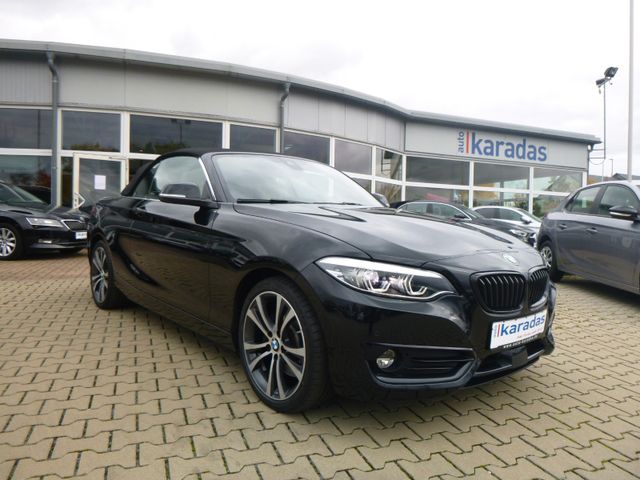 Fahrzeugabbildung BMW 230i Cabrio Sport Line>Sport AUT/Sport-Line/LED<
