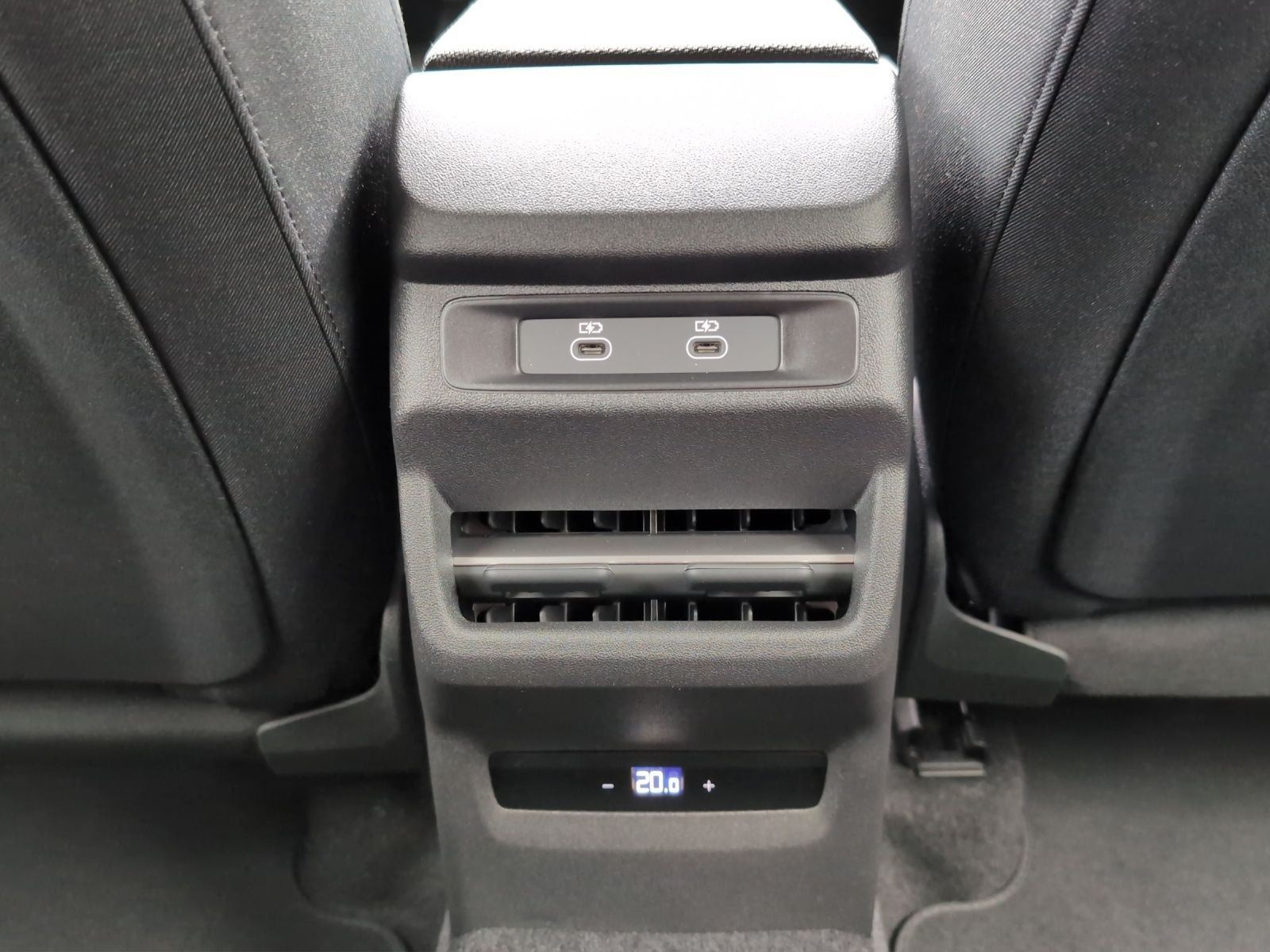 Audi Q3 - Bild 11